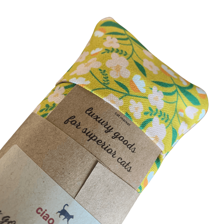 Bessie’s Blooms organic catnip kicker with floral design, perfect for playtime with your feline friend.