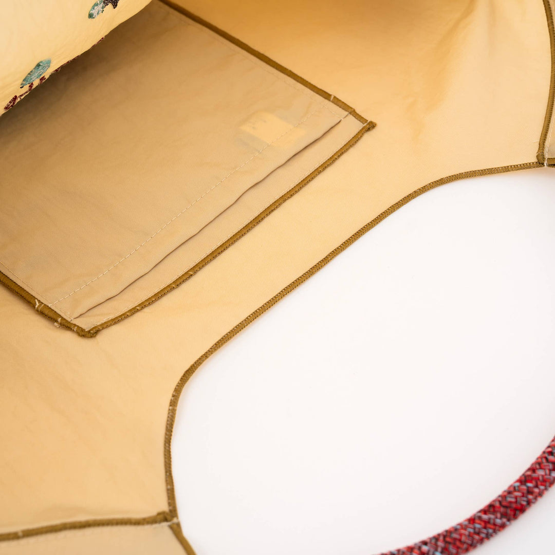 Kusuguru Embroidered Cat Nylon Shoulder Tote bag - Butter Yellow