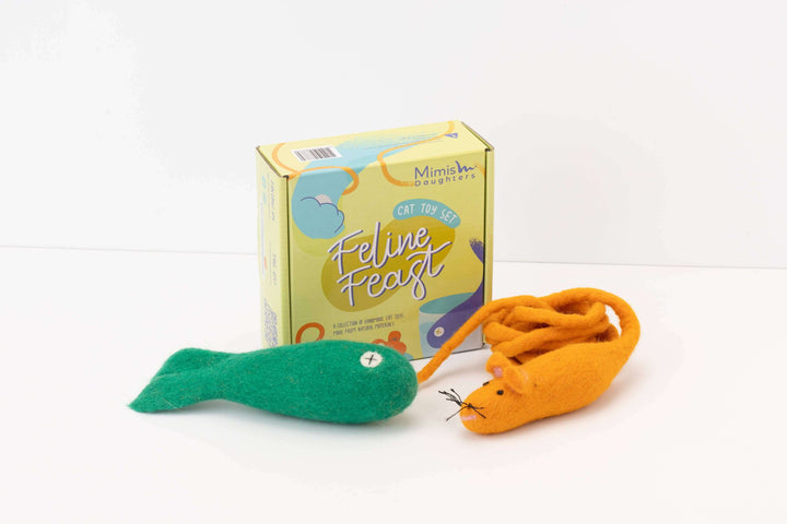 Feline Feast Cat Box with felt fish and mouse toys by Mimi's Daughters, crafted from 100% wool.