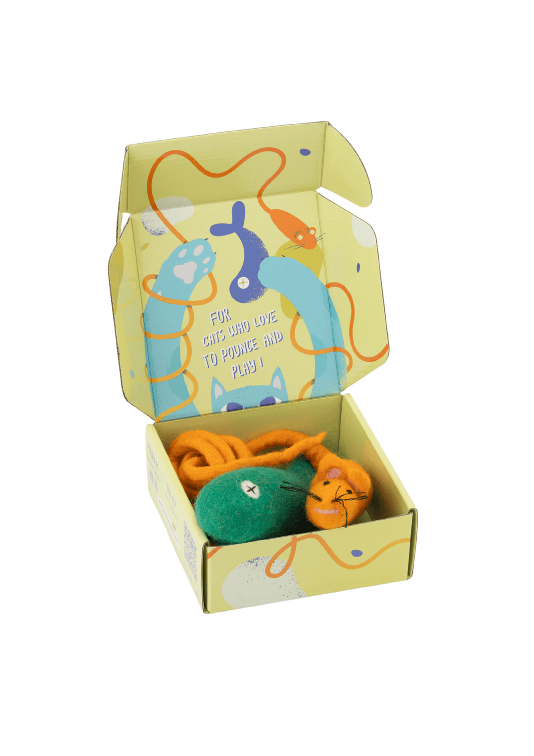 Feline Feast Cat Box with felt toys; Monte Mouse and Felix The Fish for playful feline fun.